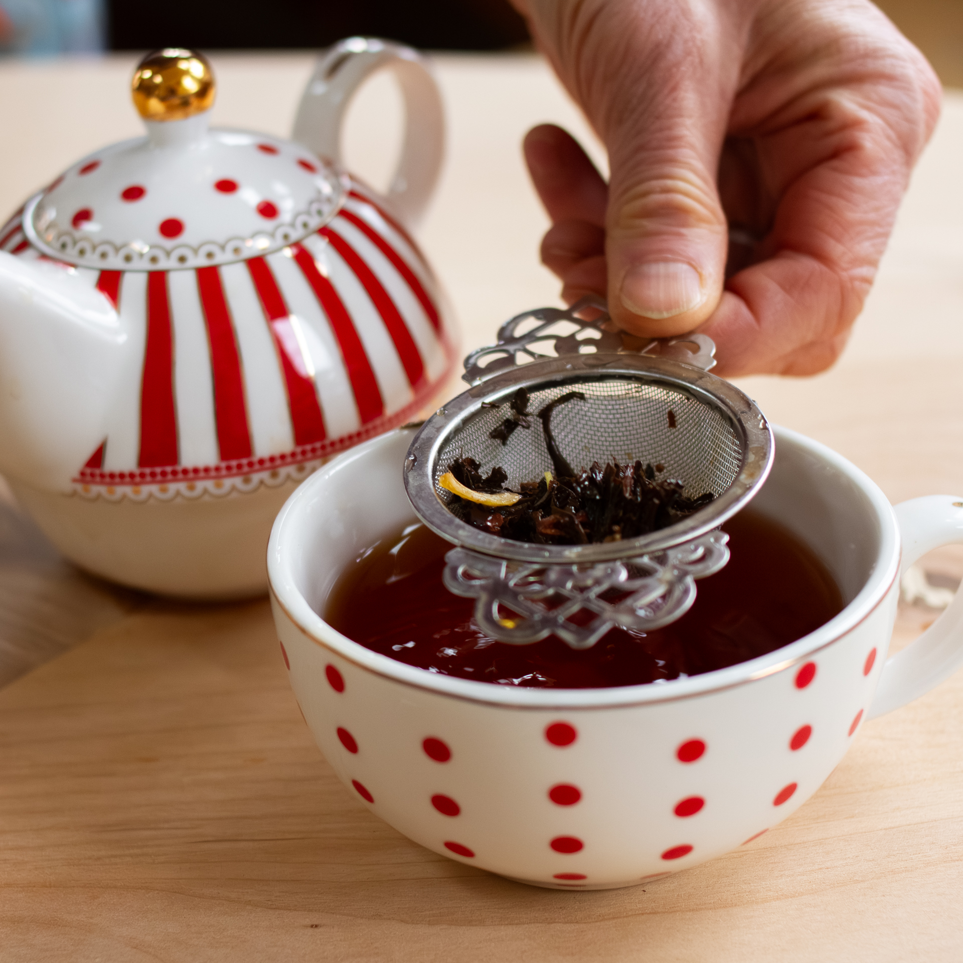 Straining black tea
